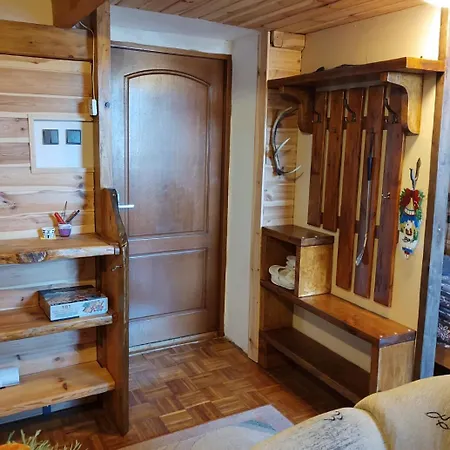 三奥克斯卢穆尼卡公寓